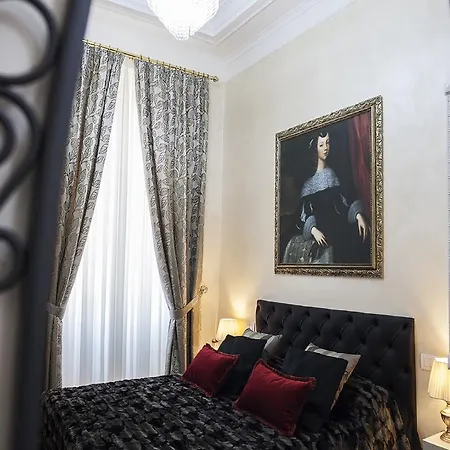 The Top Suites *